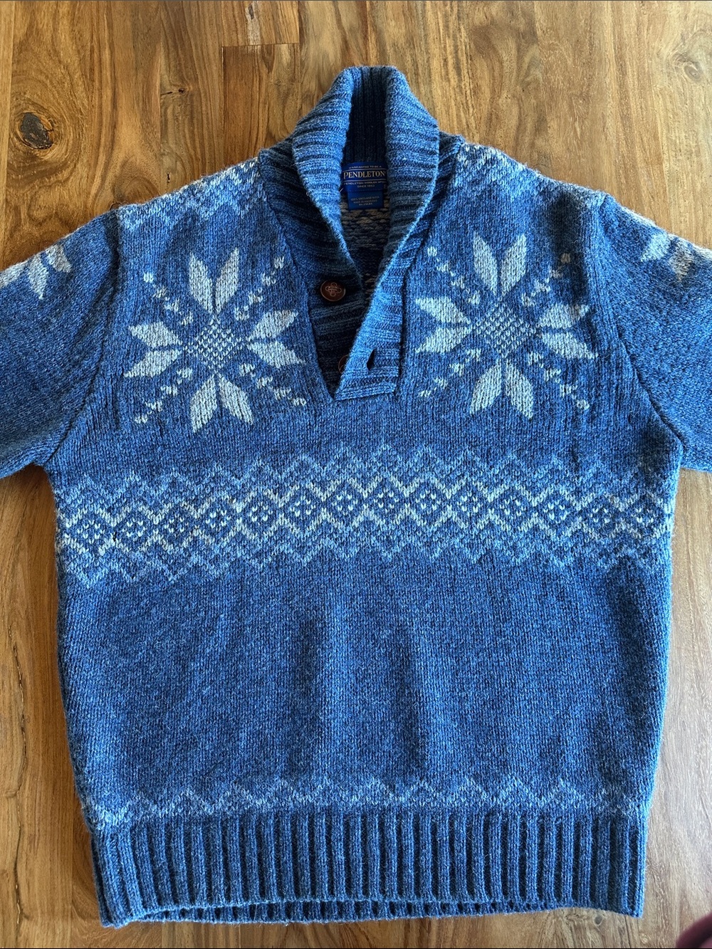 Pendleton Men's Blue Collar Wool Sweater - Picture 6 of 7
